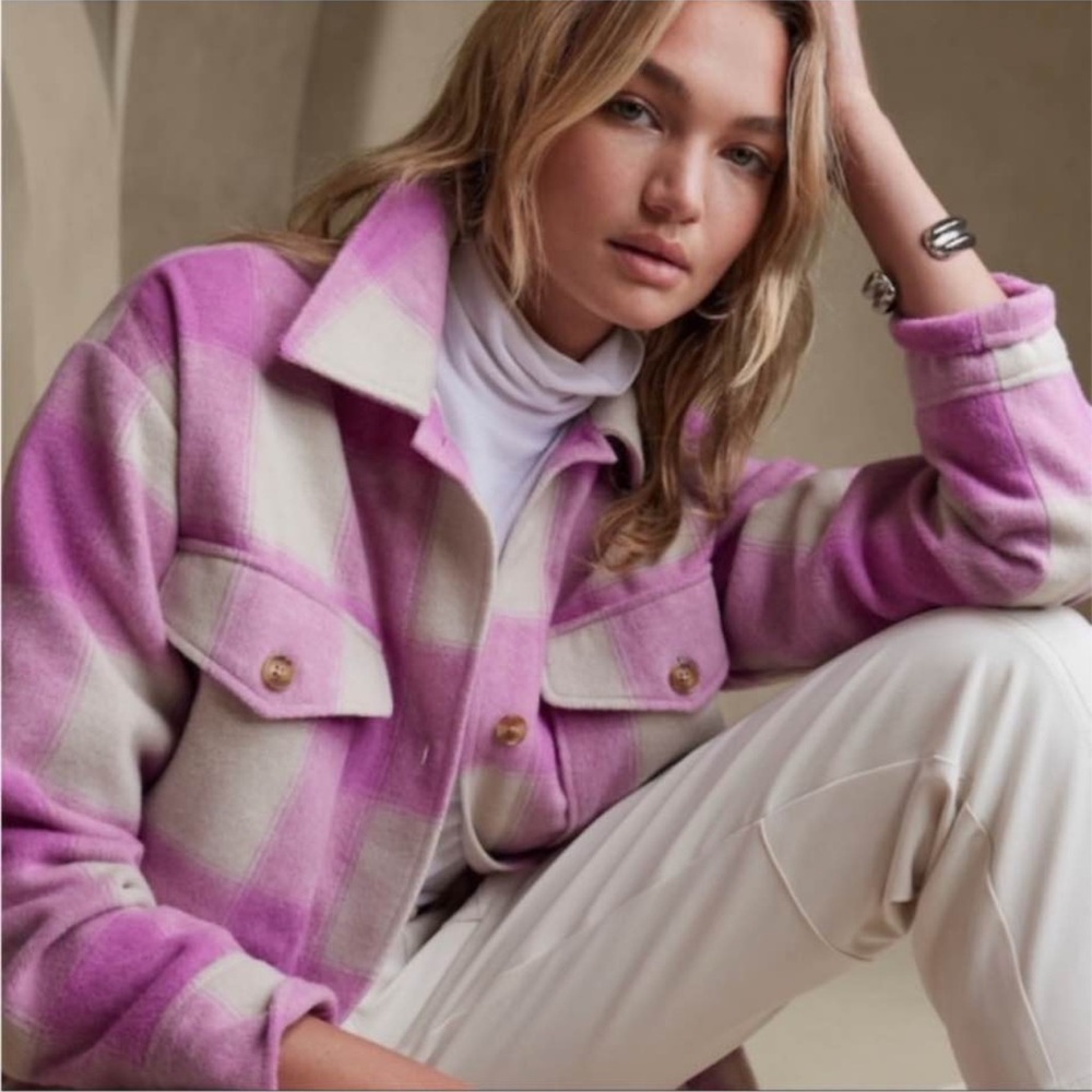 NWT Banana Republic purple/pink and Cream Plaid Button Down Shirt